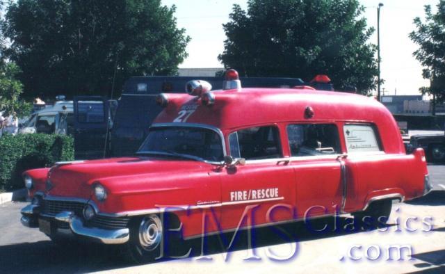 1954MillerCadillac,LosAngelesCA01,photoWaltMcCall.jpg