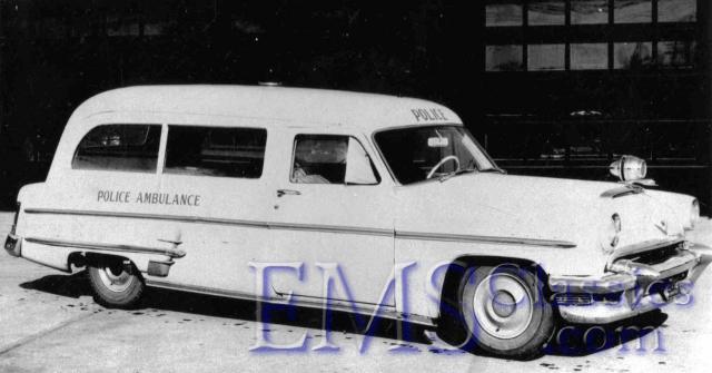 1954Monarch,WinnipegMB,photoBrianSchauf.jpg