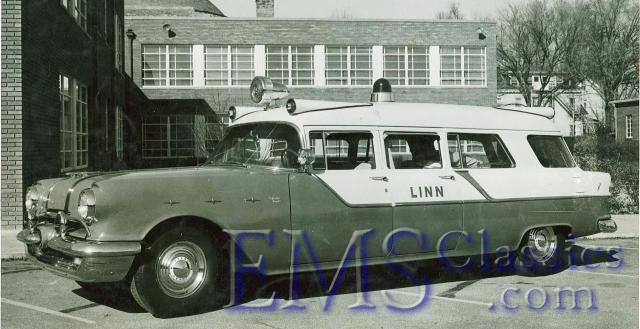 1955WellerPontiac,Linn02,photoDrRogerWhite.jpg