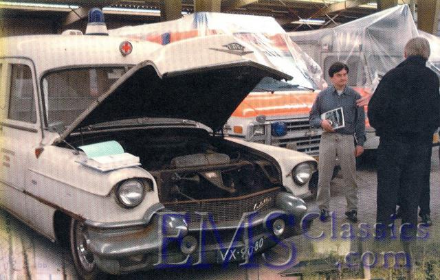 1956VisserCadillac,Netherlands,photoAmbulanceNAJune2002.jpg