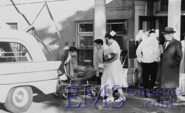 1957NationalPontiac,movingtonewMedicineHathospital,photoEsplanadeArchivescompressed.jpg