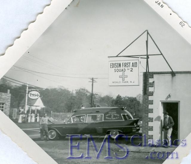 1958MMCadillac,MenloParkNJ,phRichLitton.jpg