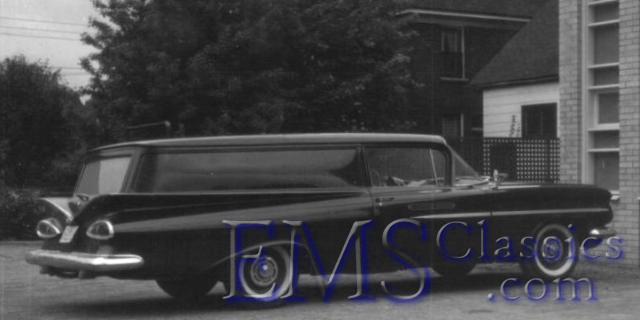 1959Chevrolet,JanisseFH,WindsorON,photoWaltMcCall.jpg