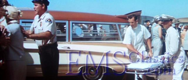 1960FlxibleBuick,movieMadMadWorld,photoSteveLichtman.JPG