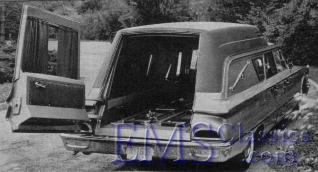 1960SiebertFordwithhumpbackroof,photoWaltMcCall.jpg