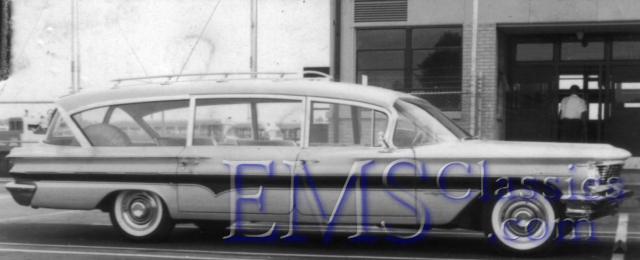 1960SuperiorPontiac01,Superiorsfactoryshuttlelimo,photoWaltMcCall.jpg