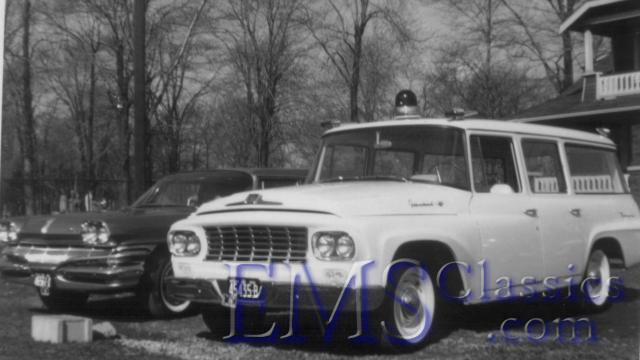 1961International,WindsorON,photoWaltMcCall.jpg