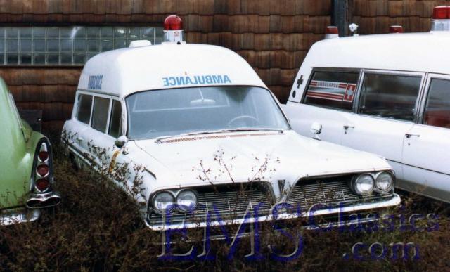1961MemphisPontiac,RingdahlSales,FergusFallsMN,photoTerryLange.jpg