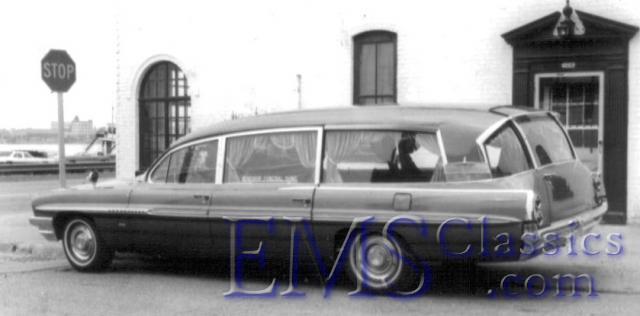 1961SuperiorPontiac02,WindsorONFH,photoWaltMcCall.jpg