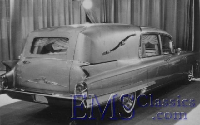 1962SuperiorCadillacatNFDAinMinneapolisMN02,photoWaltMcCall.jpg