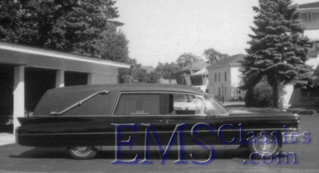 1963EurekaCadillac,ThorpeFH,BrantfordON,photoWaltMcCall.jpg