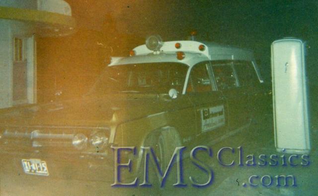 1964CotnerBevingtonOldsmobile03,atNEbase,CalgaryAB.jpg