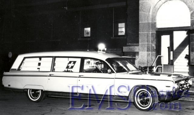 1964CotnerBevingtonOldsmobileatReginaSKGeneralHospital,photoOlsonfamily.jpg