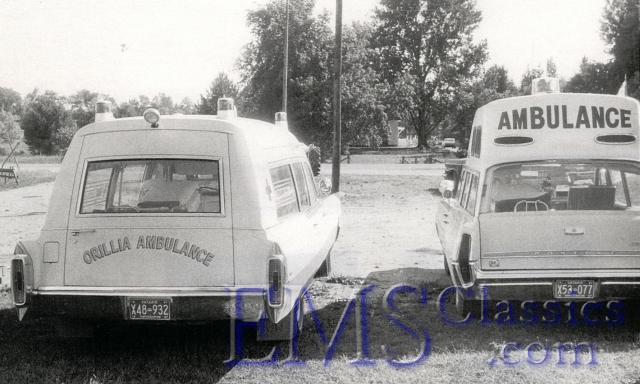 1965MillerMeteorCadillac,1964Pontiac,OrilliaON,photoTerryLethbridge.jpg