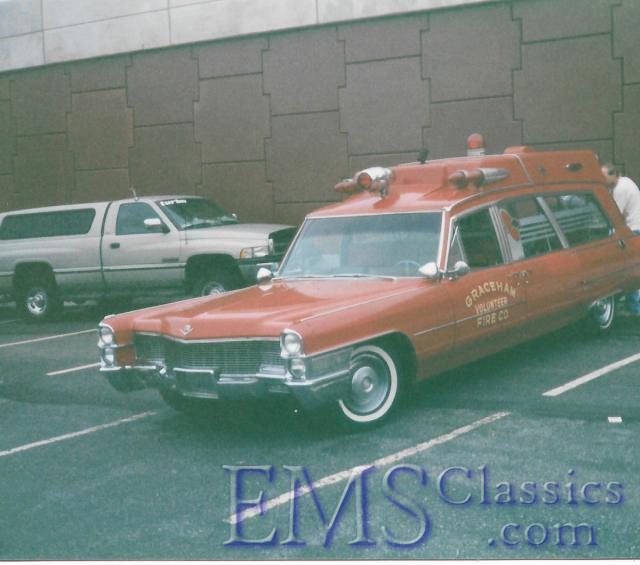 1965SuperiorCadillac,phRichLitton.jpg