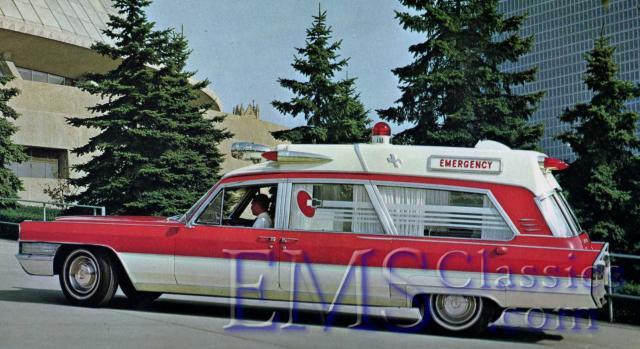 1965SuperiorCadillac,photoTerryLange.jpg