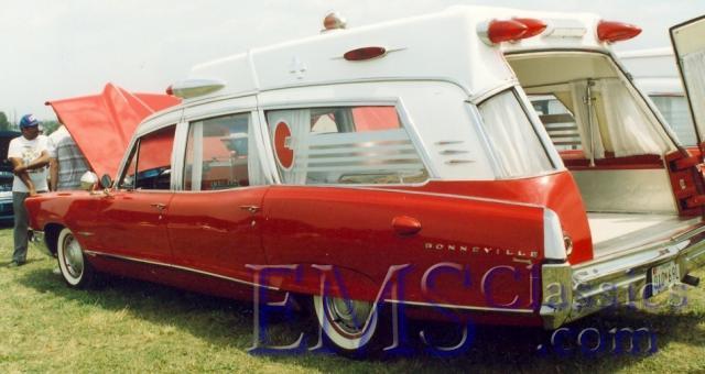 1965SuperiorPontiac,photoKentRoduck.jpg