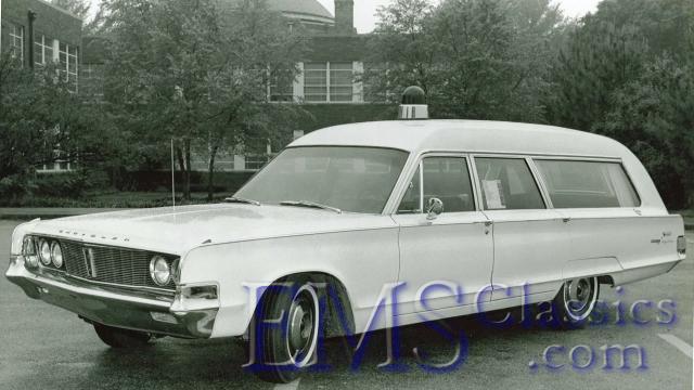 1965WellerChrysler,photoDrRogerWhite.jpg