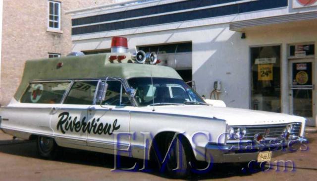 1966Chrysler04,WinnipegMB,photoTerryLange.jpg