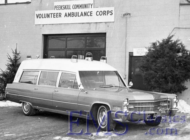 1966MillerMeteorCadillac,PeekskillNY,phJonWurm.jpeg