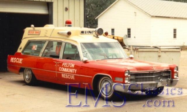 1966SuperiorCadillac,FeltonMN,photoTonyKarsnia.jpg