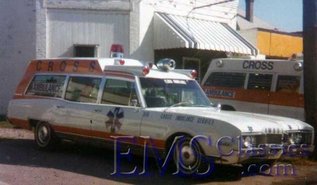 1967CotnerBevingtonOldsmobile,Cross,SpringfieldIL,photoTerryLange.jpg