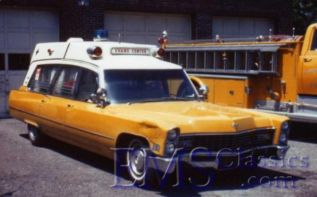 1967SuperiorCadillac,EvansCenterNY,photoSteveLoftin.jpg