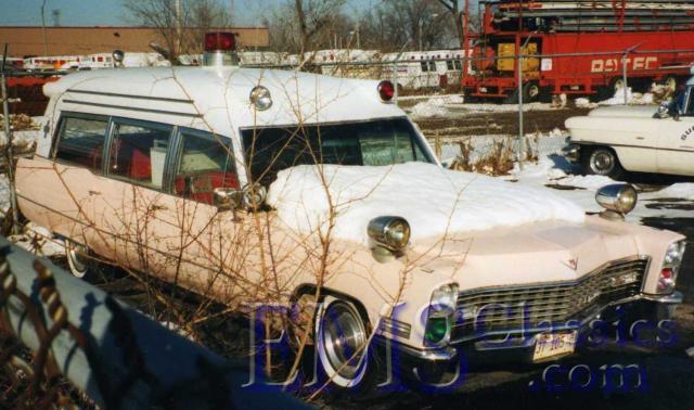 1967SuperiorCadillac,SuperiorSales,IL,photoBruceBiancalana.jpg