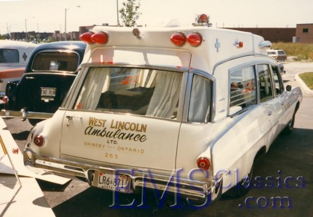 1967SuperiorPontiac,GrimsbyON03,photoKentRoduck.jpg