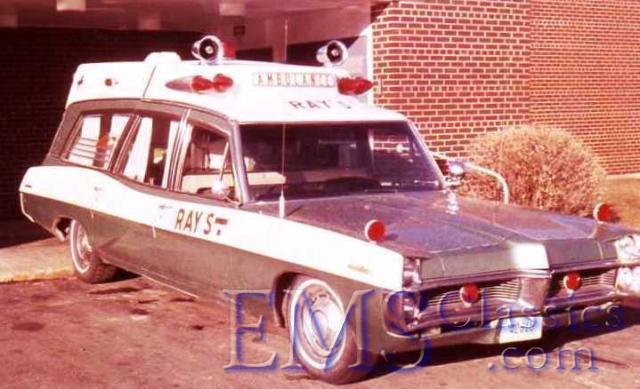 1967SuperiorPontiac,Rays,CrescoIA,photoSteveLoftin.jpg