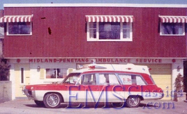 1967SuperiorPontiac02,MidlandON,photoTerryLethbridge.jpg