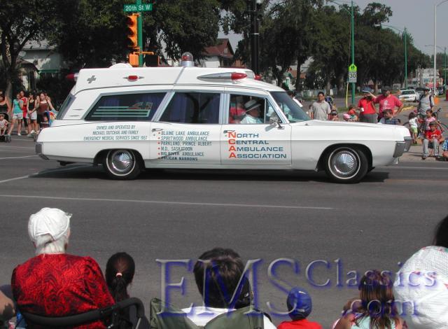 1967SuperiorPontiac03,NCAAparadecar,SK.JPG