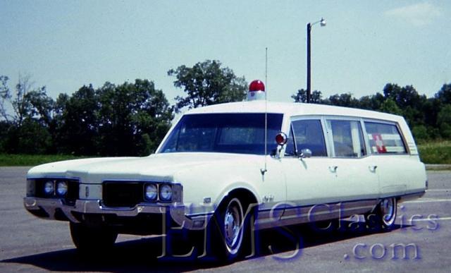 1968CotnerBevingtonOldsmobile01,BarnettStrotherFH,MadisonvilleKY,photoDrRogerWhite.jpg