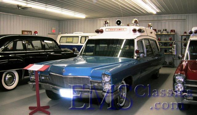 1968SuperiorCadillac01,StCatharinesON,ownerLenLanglois.JPG