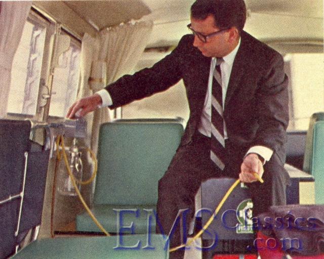 1968UniversalFord03,phBillLeverett.jpg