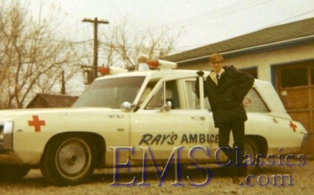 1969SuperiorPontiac,ErnieOzarko02,SaskatoonSK,photoBonnieOzarko.jpg