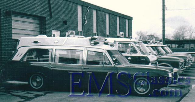 1969SuperiorPontiacThamesValleyfleet,LondonON,photoChrisSkelton.jpg