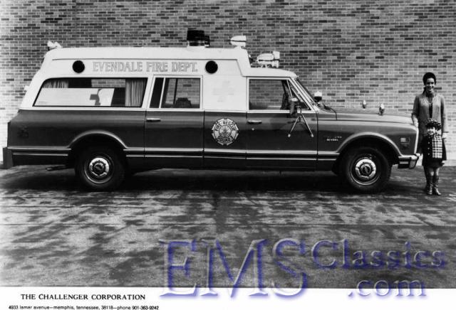 1970GMSuburban01,EvendaleOH,photoDavidBurkhamcomp.jpg