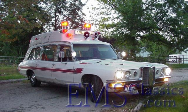 1970SuperiorPontiac02,UmatillaOR,photoArtGregory.JPG