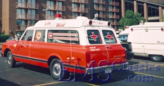 1970WayneChevroletSuburban03.jpg
