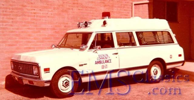 1971ChevroletSuburban,EscalonCA,photoDrRogerWhite.jpg