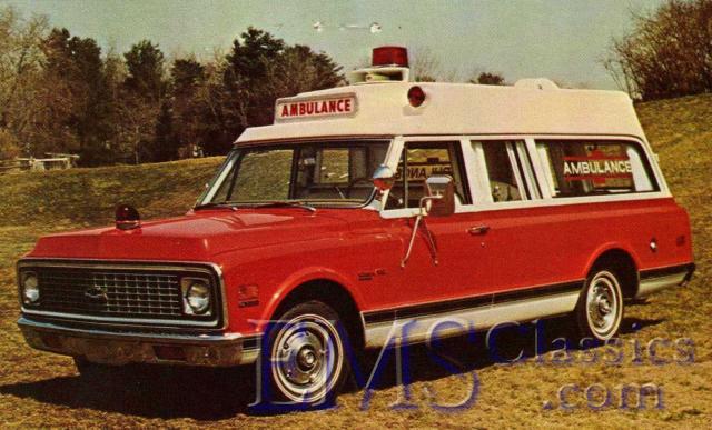 1971GMSuburban,photoDavidBurkhamx.jpg