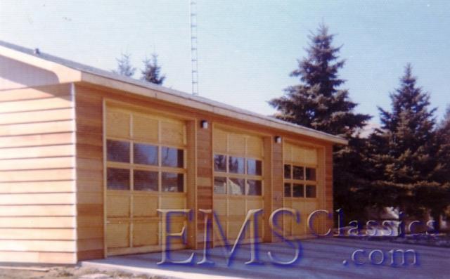 197204newgaragebuilt.jpg