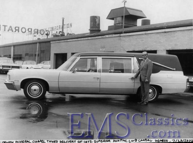 1972SuperiorPontiacatSuperiorplant,LoewenFH,SteinbachMB,photoGreggMerksamer.jpg