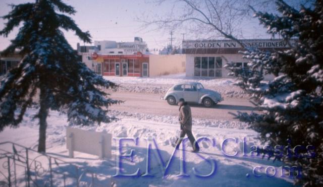 197340Viewoutfrontwindowat2restaurants.jpg