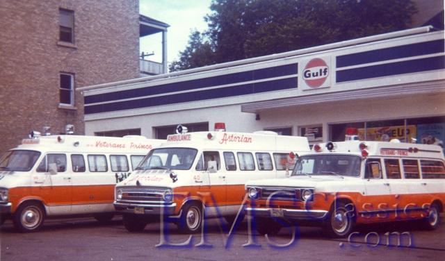 1973StrathroyDodge1970SpringfieldInternational,WinnipegMB,photoTerryLange.jpg