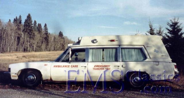 1973SuperiorPontiac01,exParklandPrinceAlbertSK,CalgaryAB,photoBillMcComb.jpg