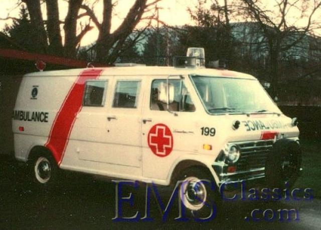 1973UniversalMfgFord,OceanFallsBC,photoBillLeverett.jpg