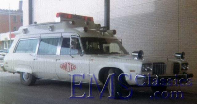 1974CotnerBevingtonOldsmobile,1of2identicalunitstakenoverbyCity,WinnipegMB,photoTerryLange.jpg