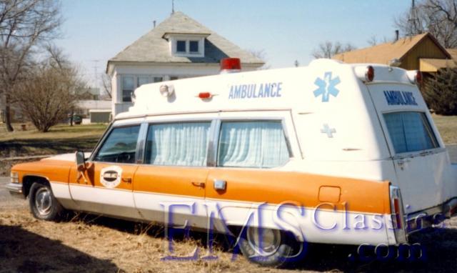 1974SuperiorCadillac,EmergencyVehicleSales,AlexanderIA,exGrundyCenterIA.jpg